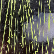 Load image into Gallery viewer, B415900 bullseye neon lime stringers on clear 90 COE 8.75 x 10