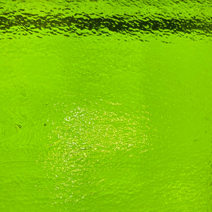 B142630 bullseye spring green transparent double rolled 90 COE 8.75 x 10