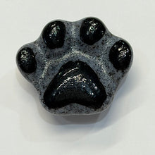 Load image into Gallery viewer, Paw magnet