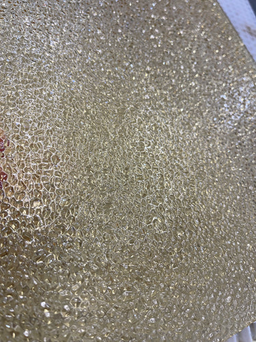 Random glass: W1028 wissmach pale amber dew drop 10.5 x 10.5