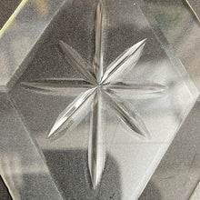 Load image into Gallery viewer, Star engraved diamond bevel 3 x 5
