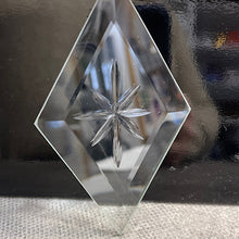 Load image into Gallery viewer, Star engraved diamond bevel 3 x 5