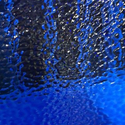 O134H oceanside medium blue hammered 96 COE 12 x 16