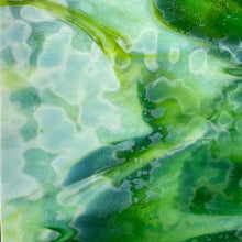 Load image into Gallery viewer, UBY0074 uroboros emerald green/spring green/light green ring mottled 9 x 12