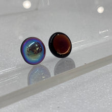Load image into Gallery viewer, 15mm amethyst iridescent smooth jewel