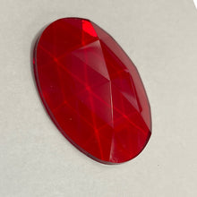 Load image into Gallery viewer, 40mm x 30mm red oval faceted jewel