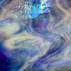 WIWO118IR wissmach cobalt blue, white wispy iridescent 10 x 16.5