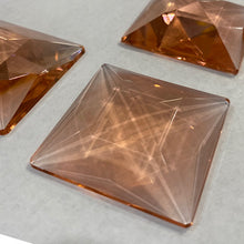 Load image into Gallery viewer, 50mm x 50mm selenium pink square faceted jewel