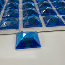 Load image into Gallery viewer, 25mm square aquamarine faceted jewel