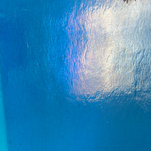 Load image into Gallery viewer, B111631 bullseye turquoise iridescent 90 COE 8.75 x 10