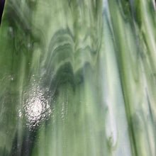 Load image into Gallery viewer, WIWO101IRID wissmach dark green &amp; white iridescent 8 x 14