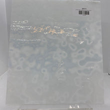 Load image into Gallery viewer, B6013 bullseye white opal mottled 8.75 X 10